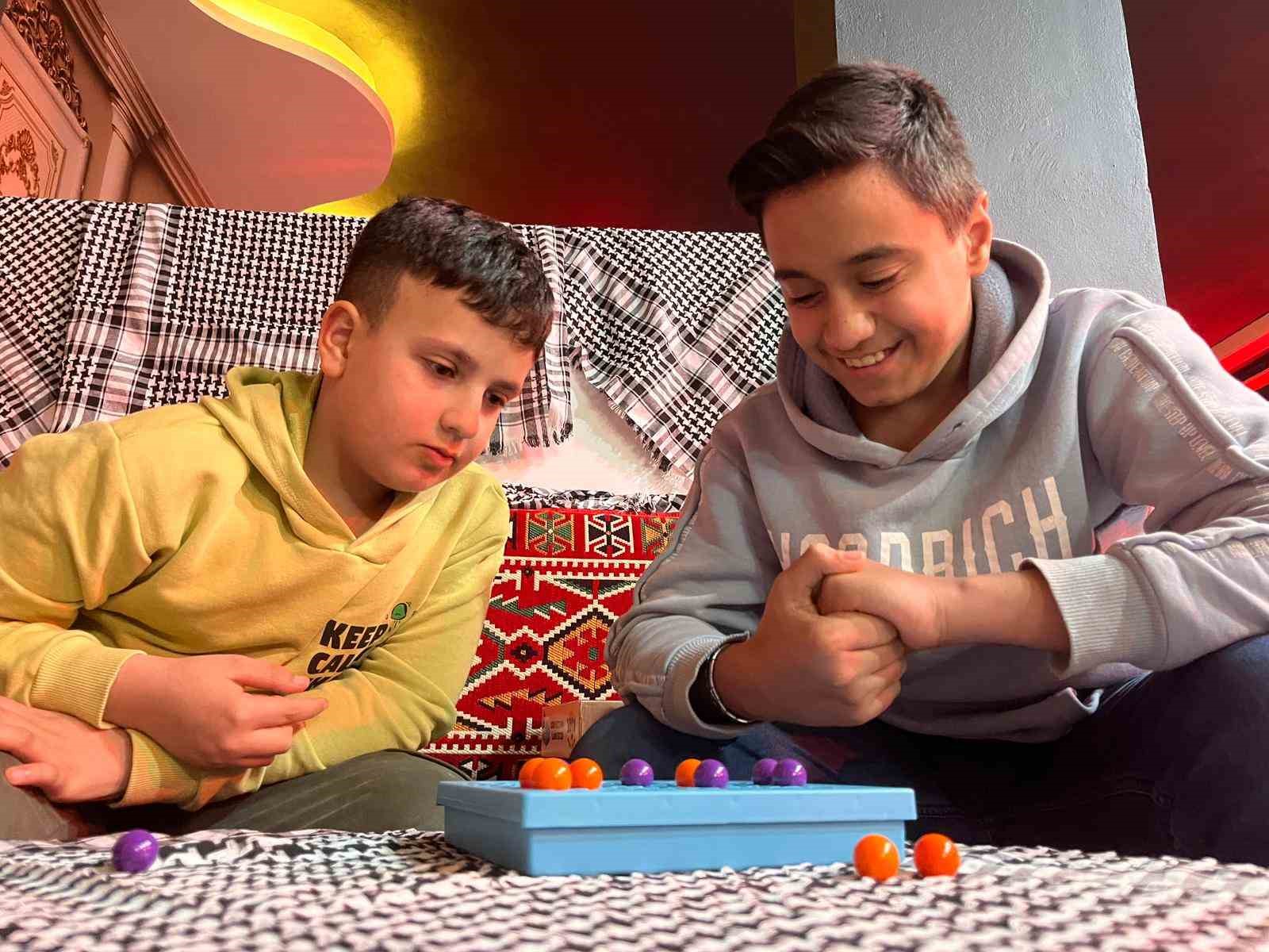 Çocuk Hakları Komitesi üyesi çocuklar etkinlikte bir araya geldi