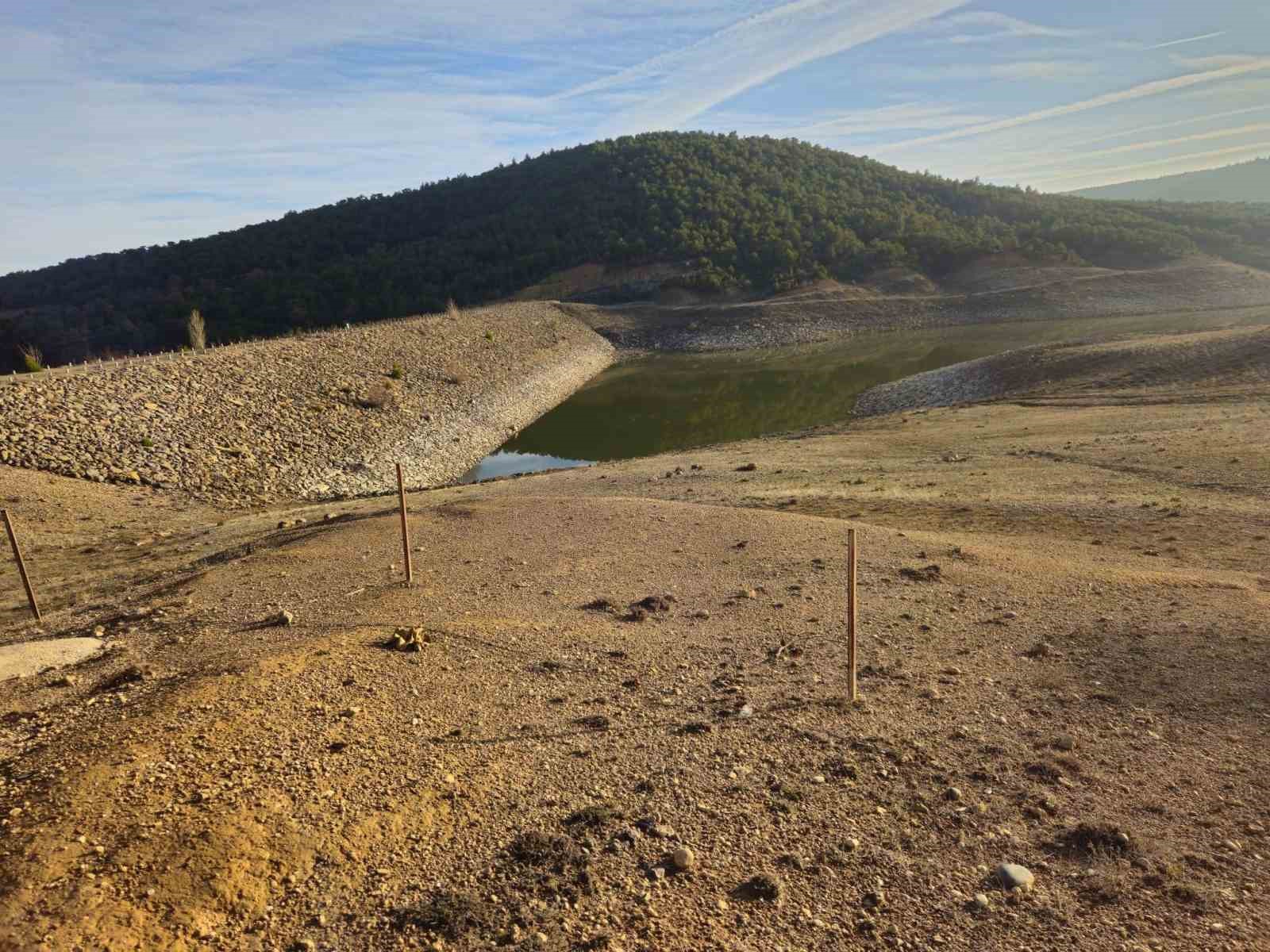 Dazkırı’da baraj ve göletlerin kontrolleri yapıldı