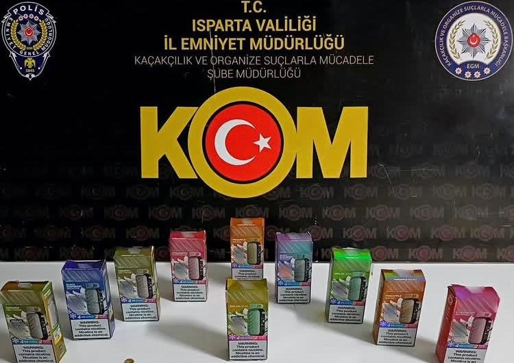 Isparta’da yeni yıl tedbirleri kapsamında kaçak içki ve elektronik sigara ele geçirildi