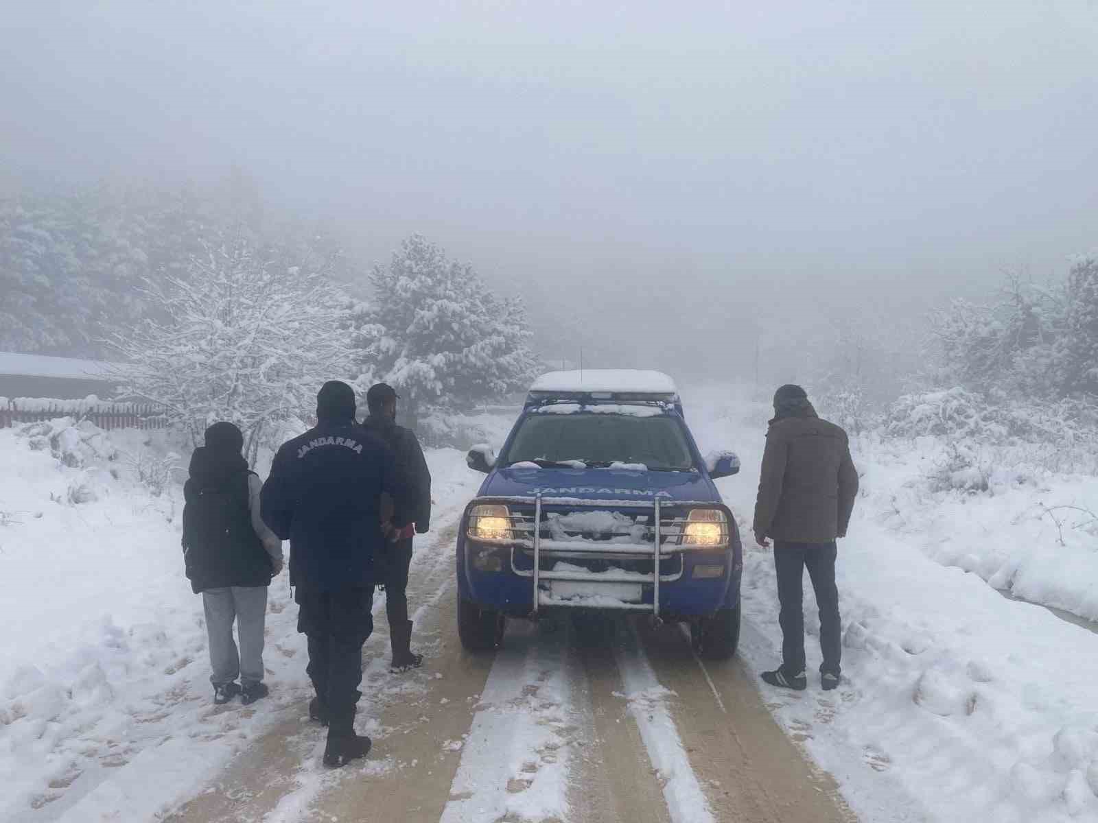 Karabük’te 112 köy yolu ukaşıma kapandı