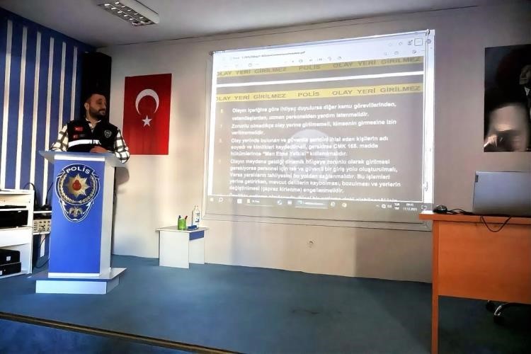 Bilecik’te polislere şüpheli paket ve olay yeri eğitimi