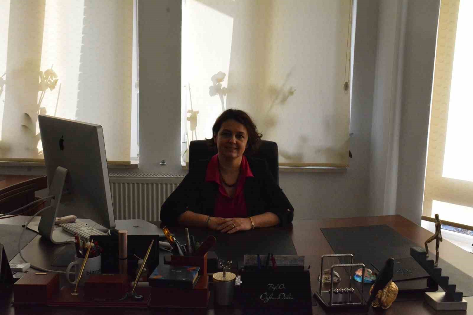 Prof. Dr. Özlem Diken: 