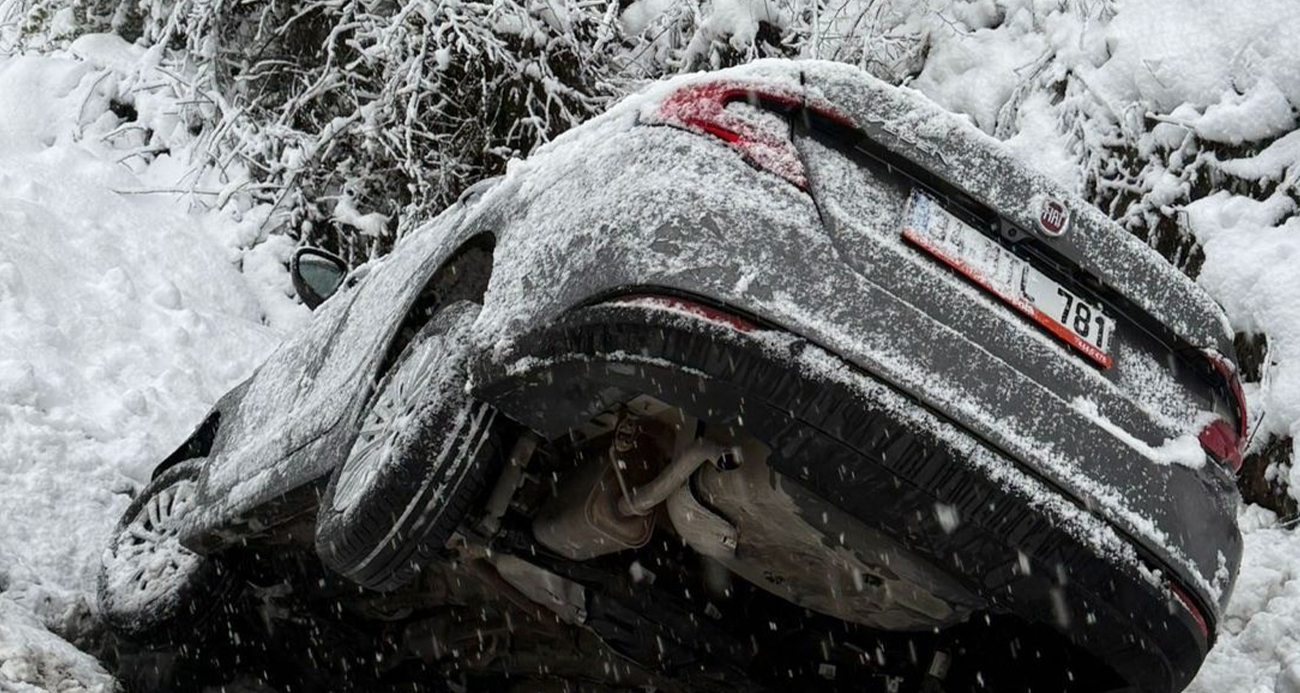 Otomobil kanala uçtu: 5’i çocuk 8 yaralı