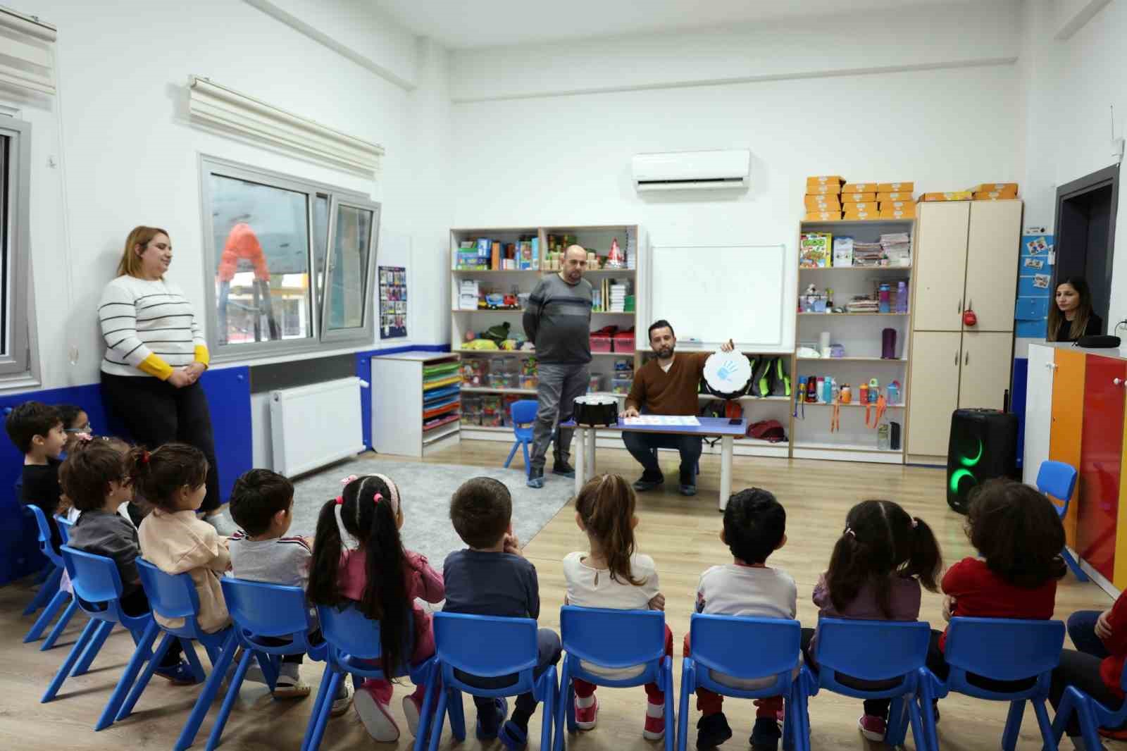 Aydın Büyükşehir Konservatuarı’ndan öğrencilere müzik eğitimi