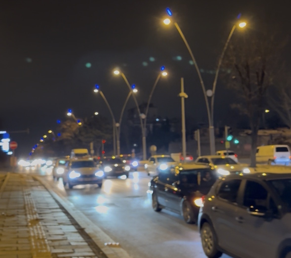 Tırın önüne atlayan şahıs hakkında adli işlem başlatıldı