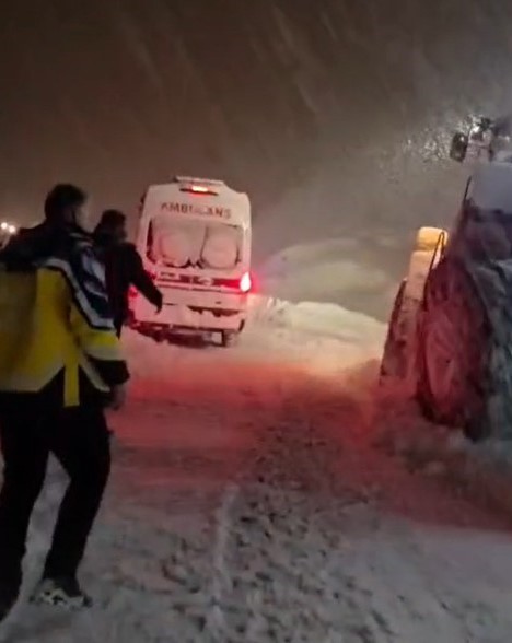 Hakkari’de hasta kurtarma operasyonu