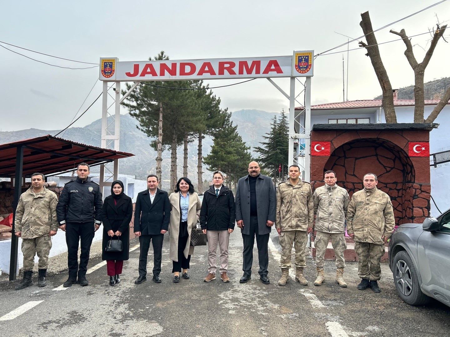 Kaymakam Arıkan jandarma personeliyle bir araya geldi