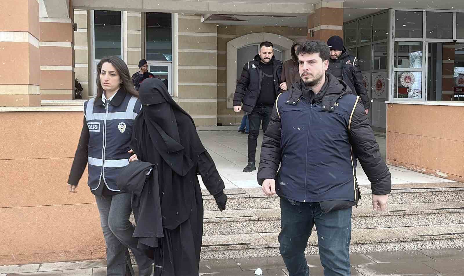 Kastamonu’da DEAŞ operasyonunda gözaltına alınan 2 şüpheli tutuklandı