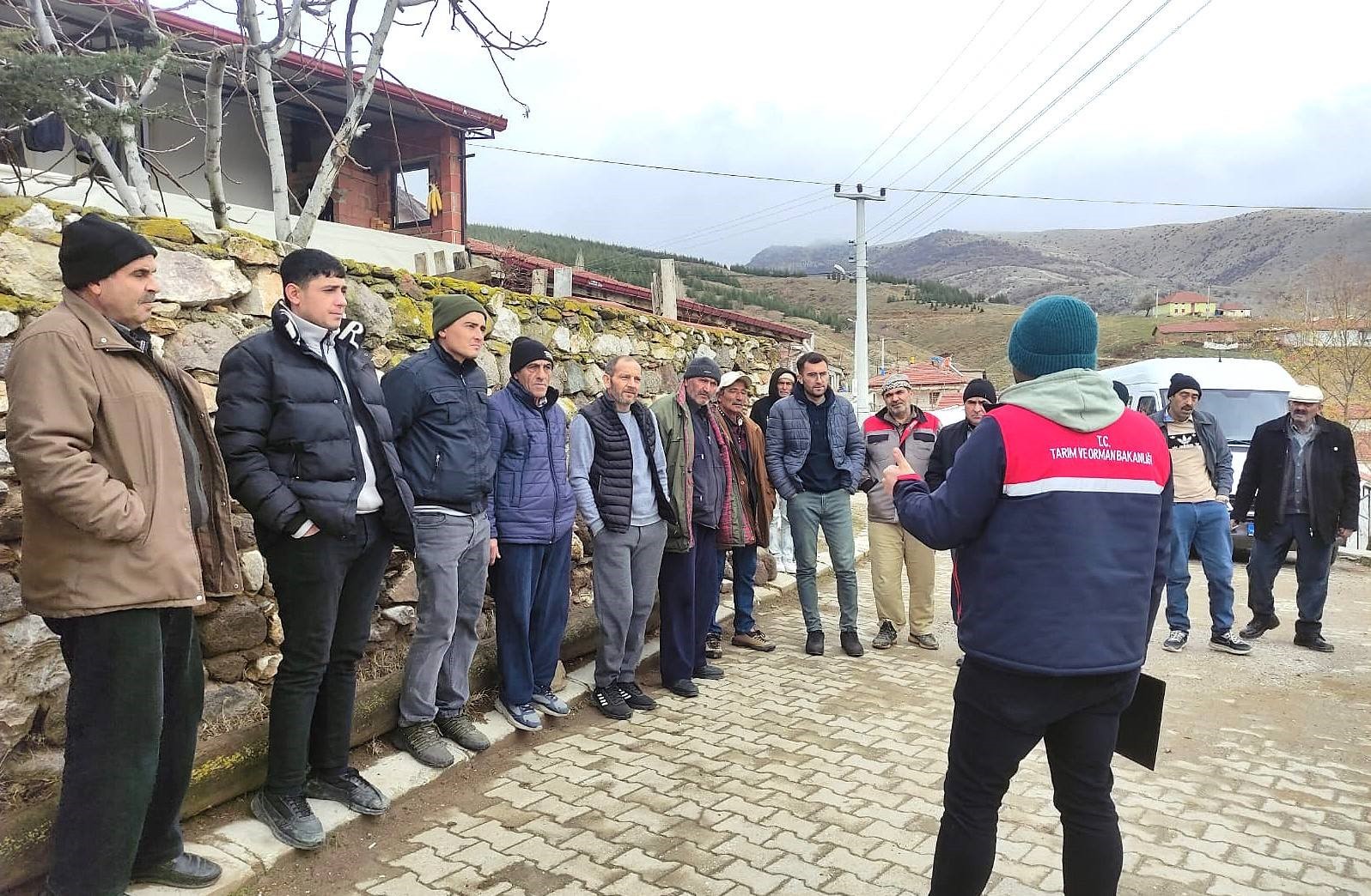 Çiftçi ve besicilere yönelik bin 662 eğitim ve bilgilendirme toplantısı yapıldı