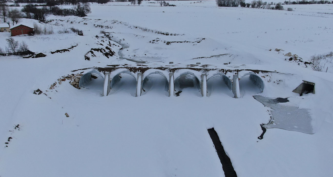 Kastamonu buz kesti: Dereler, barajlar ve göletler dondu