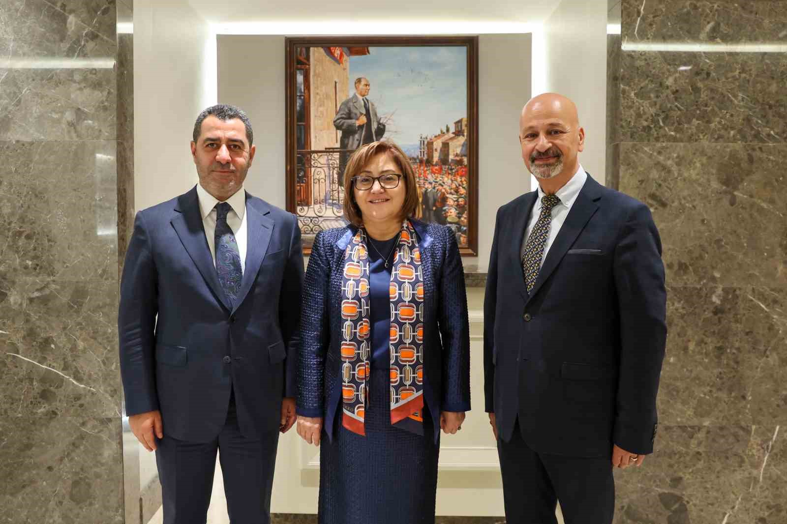 AK Parti Milletvekili Bozgeyik: 