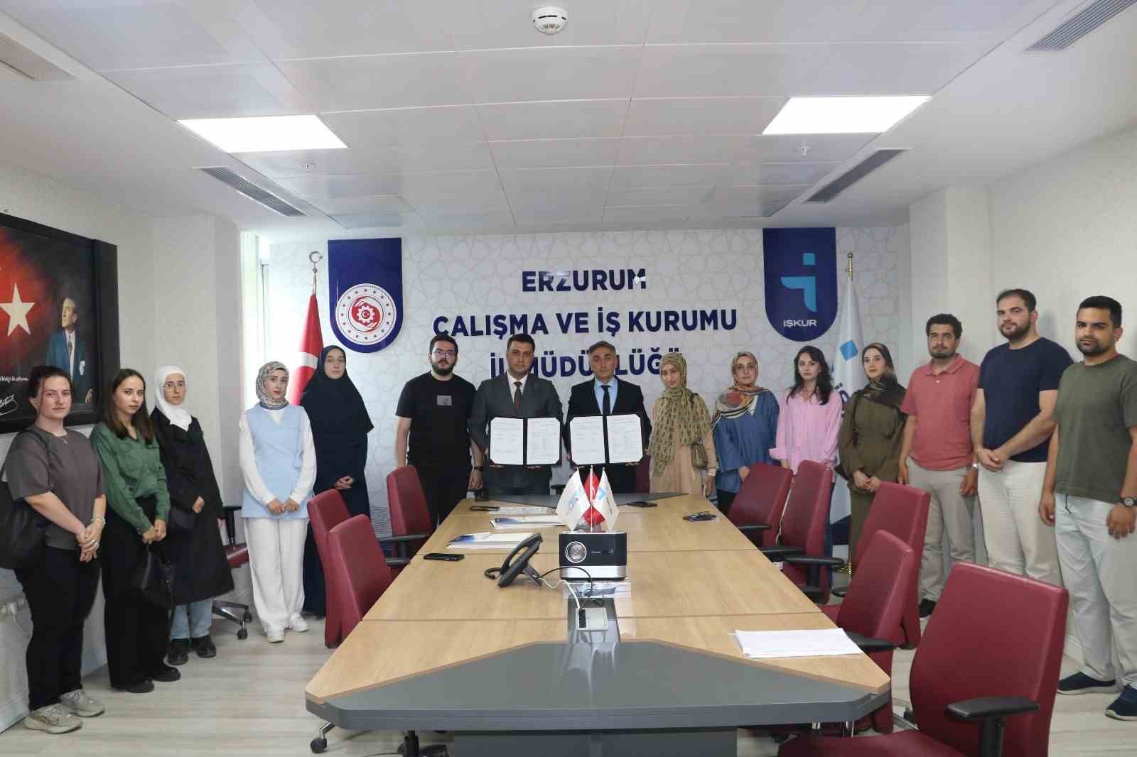 erzurum-turkiye-is-kurumu-genc-eczacilar-icin-mesleki-egitim-programi-baslatti