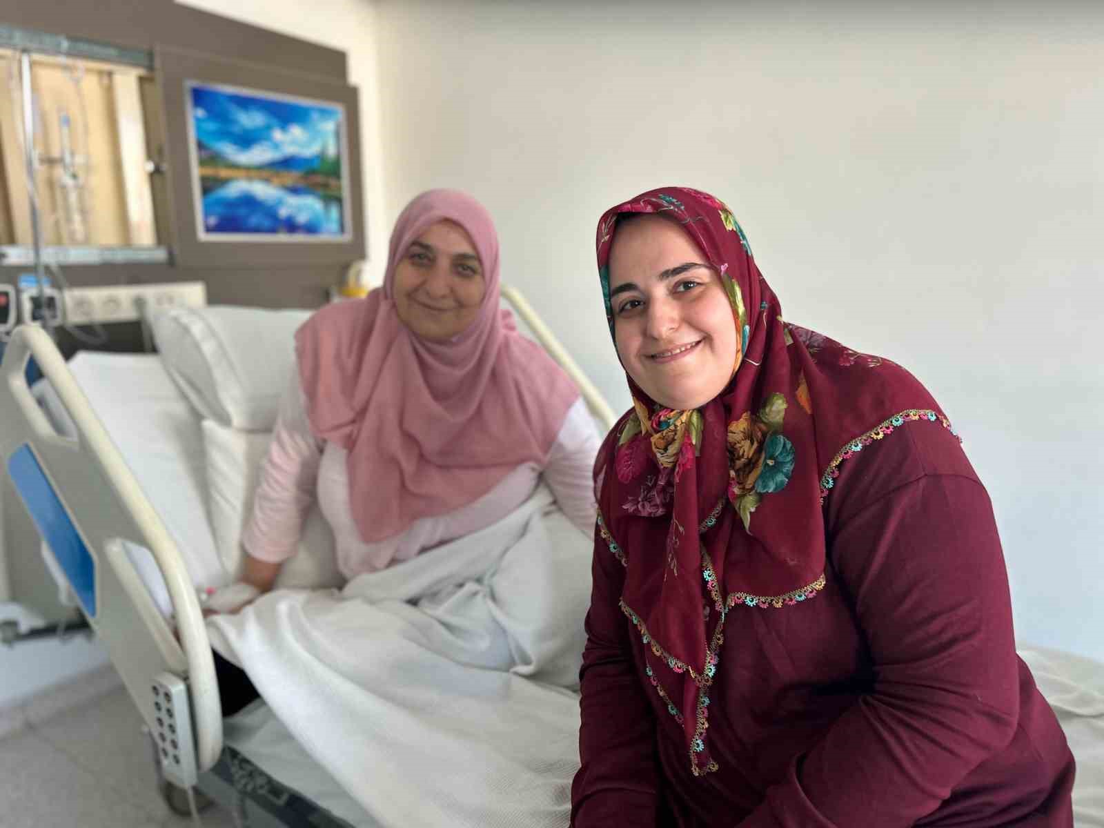 Gebelikte fark edilen şah damarı tümörü Van’da başarıyla alındı