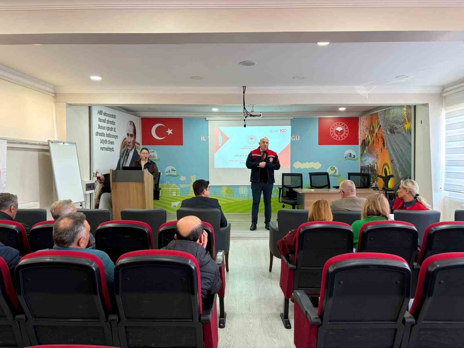 Çiğ sütte üretim sözleşme değişliği bildirim süreleri 30 güne çıkarıldı