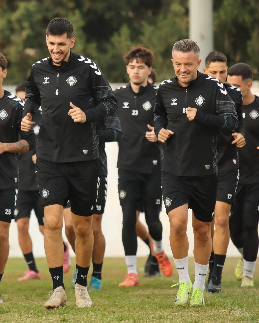 Altay’da Ceyhun Gülselam ve Özgür Özkaya fesih hakkını kullanmadı