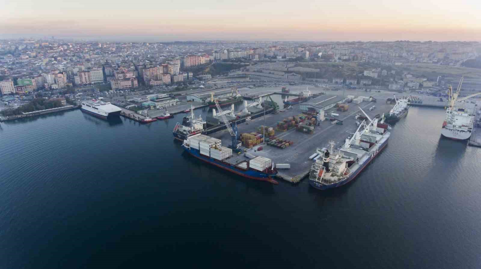 Bandırma Limanı’nda 2025’te dış ticaret hacmi 2,2 milyar doları aştı