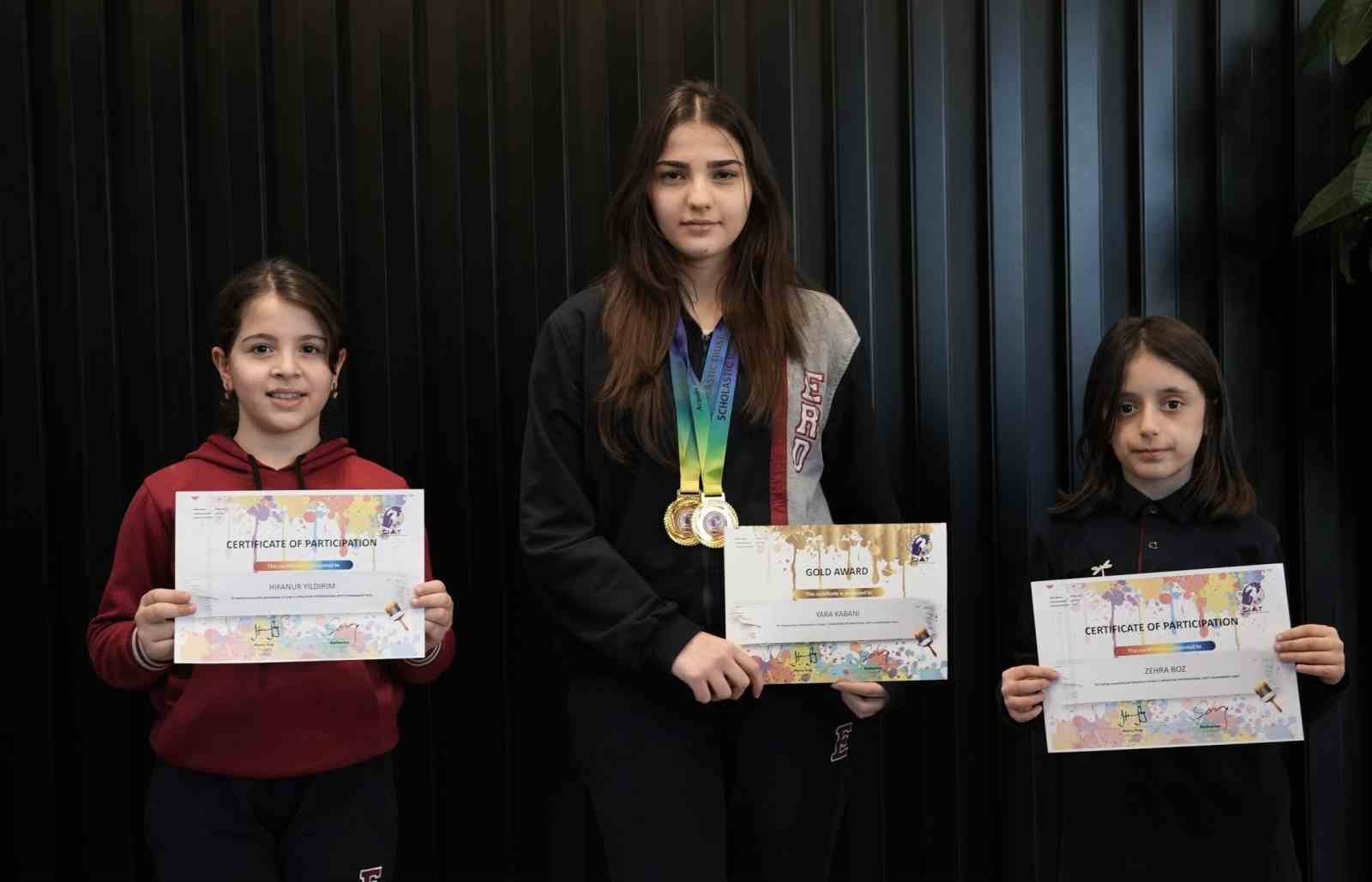 Erdem Koleji’nden uluslararası sanat arenasında çok yönlü başarı