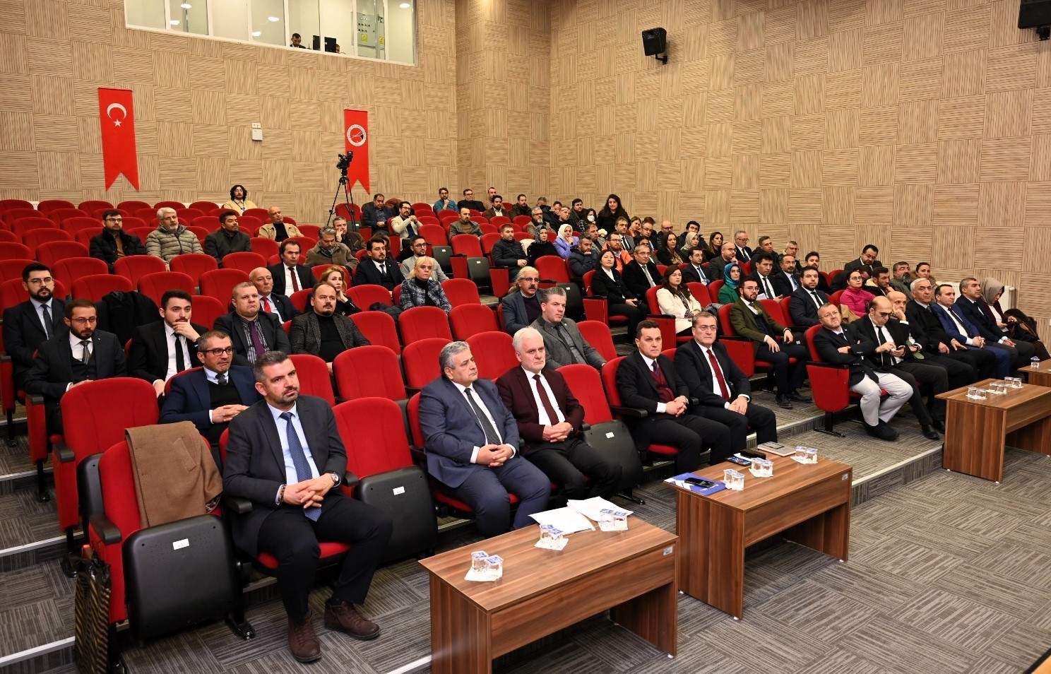 Rektör Sarıbıyık mesleki eğitimin geleceğini anlattı: 