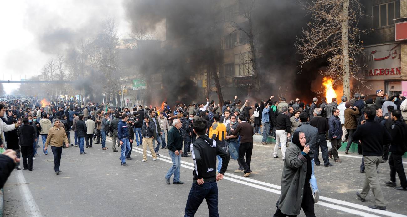 İran’daki protestolarda ölü sayısı 3 bin 308’e, tutuklu sayısı 24 bin 266’ya yükseldi