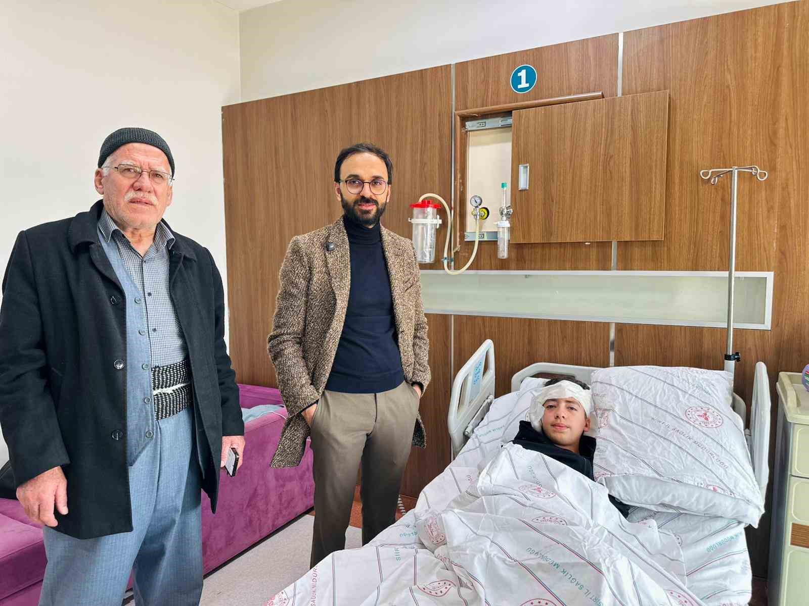 Burun akıntısı şikayetiyle hastaneye gitti, kafa tabanına ulaşan kitle çıktı