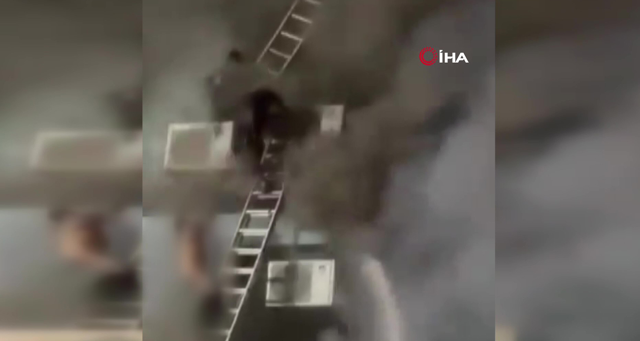 Pakistan’da AVM yangınında can pazarı: Alevlerden kaçarken metrelerce yüksekten yere çakıldı