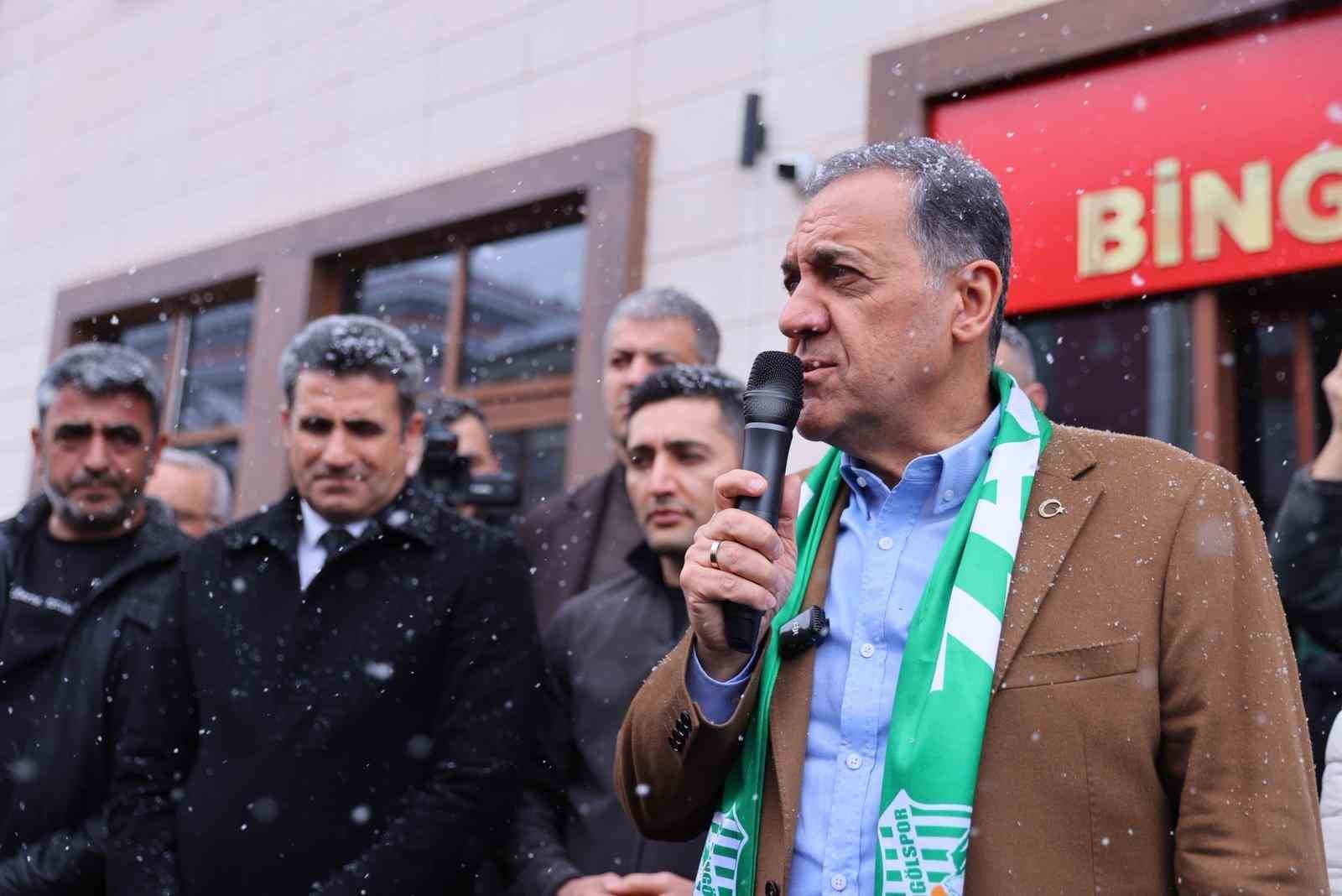 Bingöl Valisi Usta’dan duygusal veda: 