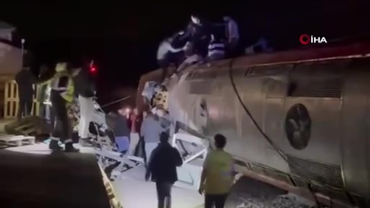 İspanya’daki tren kazasında can kaybı 39’a yükseldi
