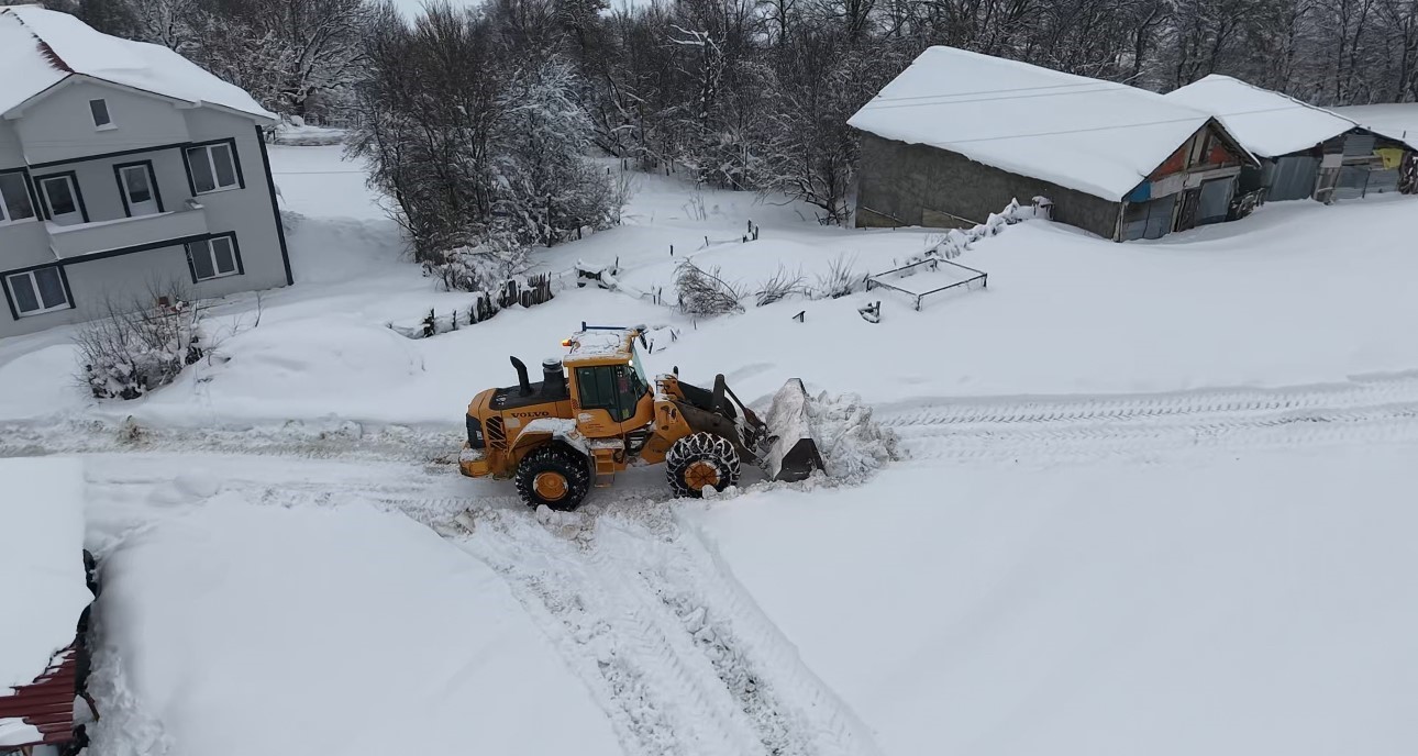 Karabük’te 144 köy yolu yeniden ulaşıma açıldı