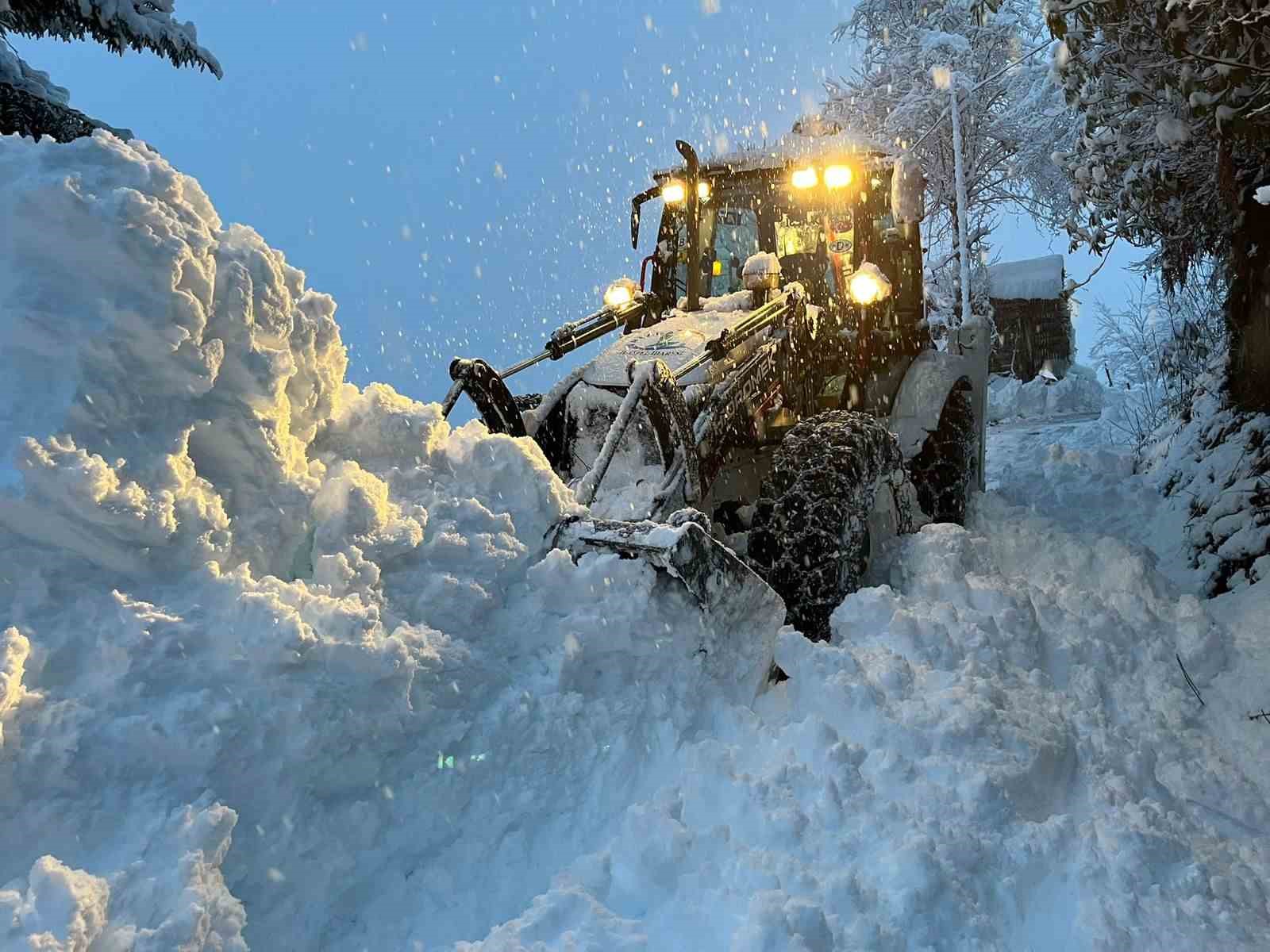 Rize’de 63 köye kar nedeniyle ulaşım sağlanamıyor