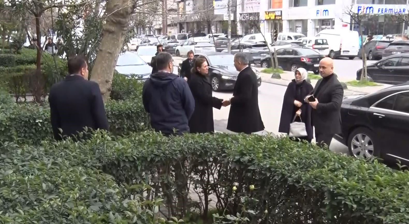 İçişleri Bakanı Yerlikaya’dan Atlas Çağlayan’ın ailesine taziye ziyareti