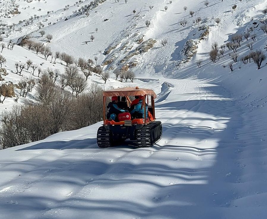 Nemrut Dağı eteklerinde hasta kurtarma operasyonu