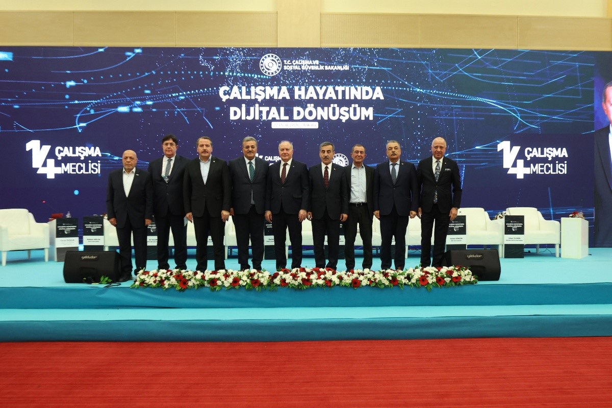 İşçi ve memur konfederasyonlarından dijital dönüşüm uyarısı: 