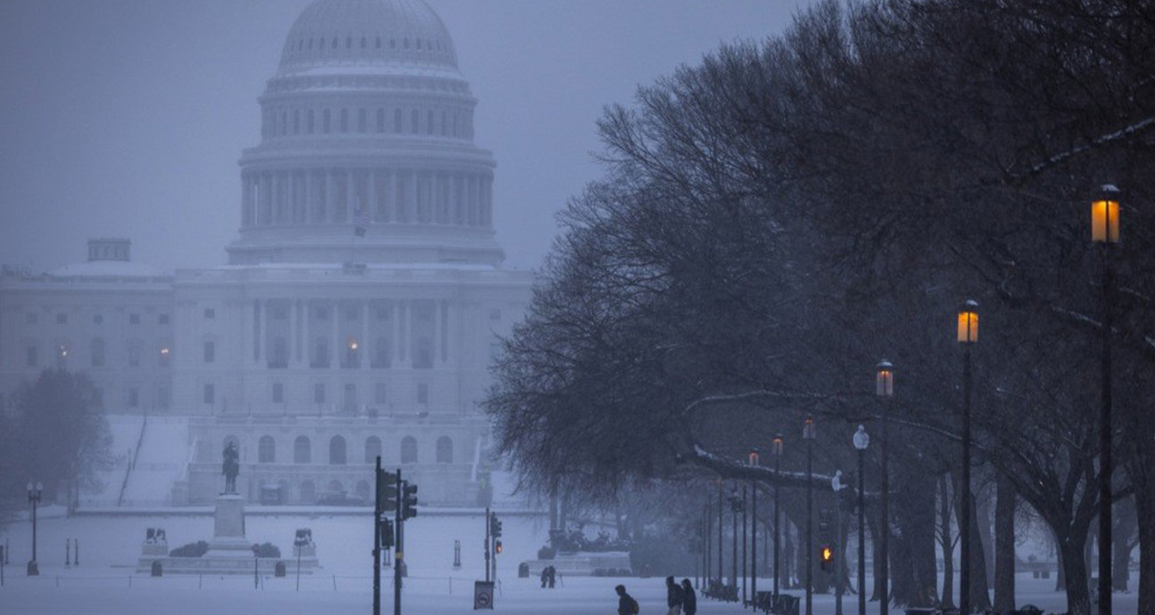 ABD’de kar fırtınasında 800 binden fazla kişi elektriksiz kaldı