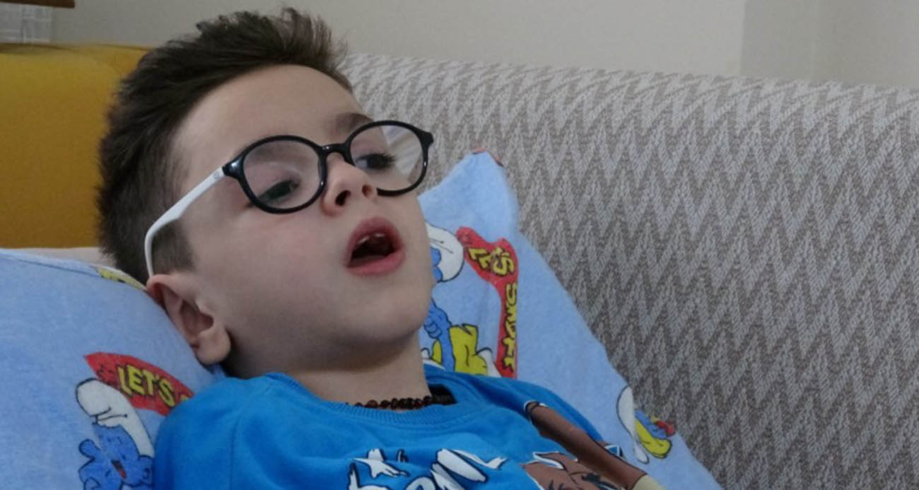 Grip sandılar, Boca virüsü çıktı: 7 yaşındaki Kaan 4 yıldır yatağa mahkum yaşıyor