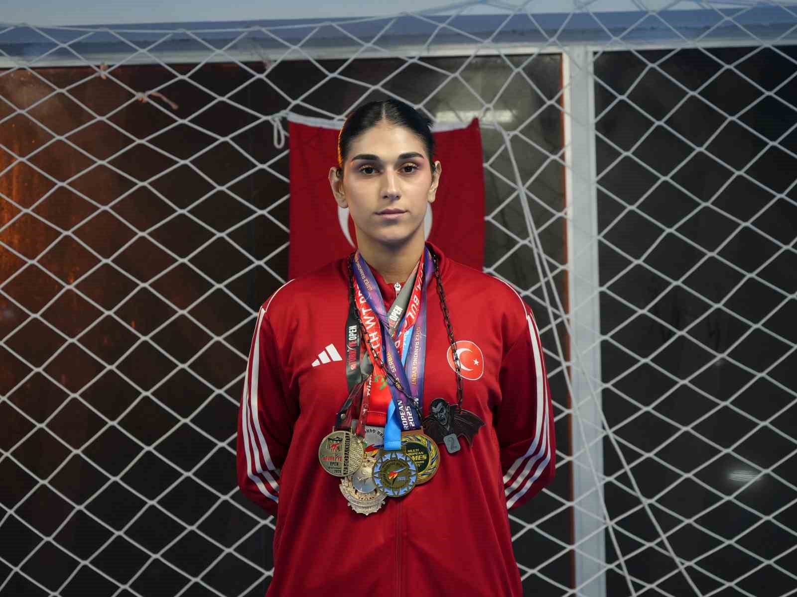 Annesinin yaptırdığı kayıtla başladı, şimdi tatamide altın madalya için ter döküyor