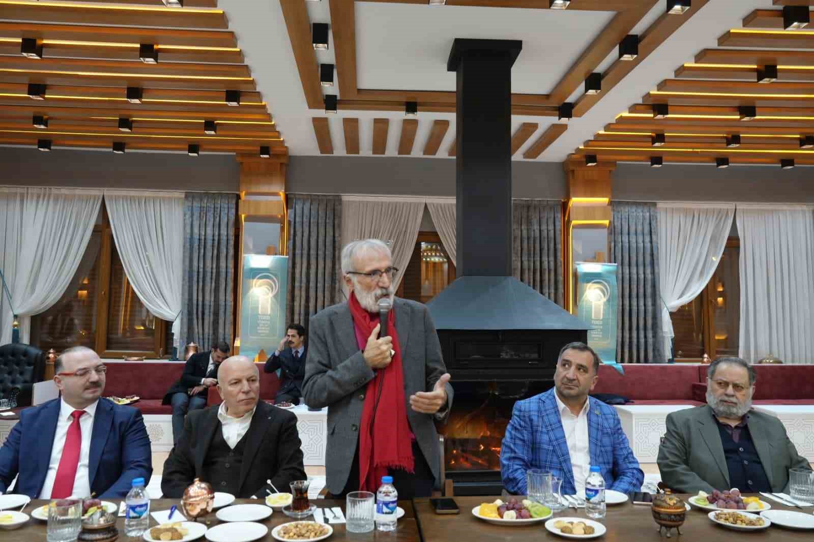 Süleyman Gündüz, Erzurum TDED Şubesi İrfan Meclisi’ne misafir oldu