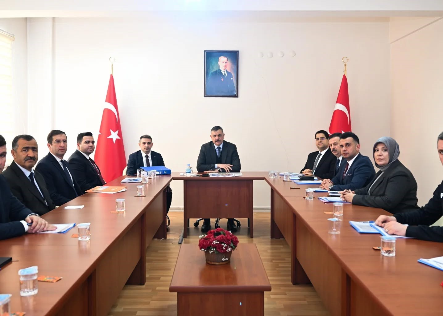 Vali Çiftçi, Aziziye’de devam eden kamu projeleri hakkında bilgi aldı