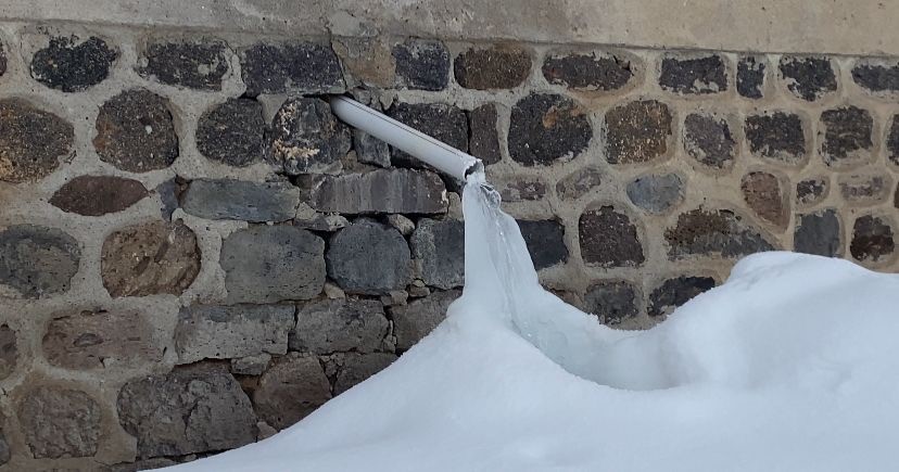 Ağrı’da dondurucu soğuklar etkisini sürdürüyor