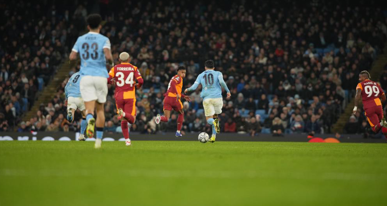 Galatasaray Şampiyonlar Ligi'nde play-off turuna kaldı!