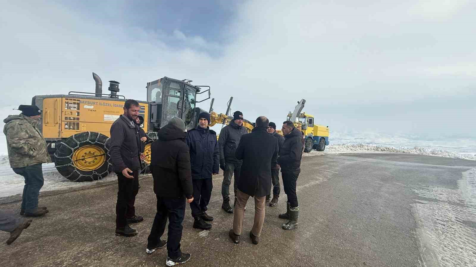 Aydıntepe’de Kış Festivali öncesi yol açma çalışmaları yapılıyor
