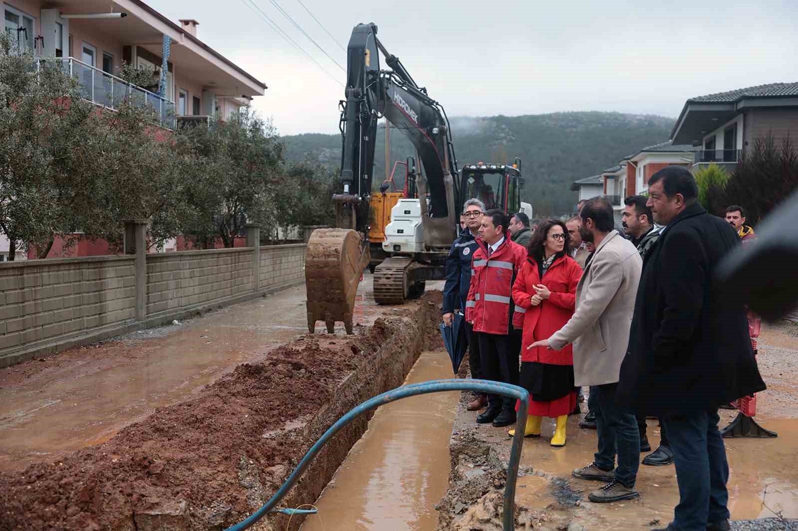 Başkan Aras, 502 milyonluk yol ve altyapı yatırımını yerinde inceledi