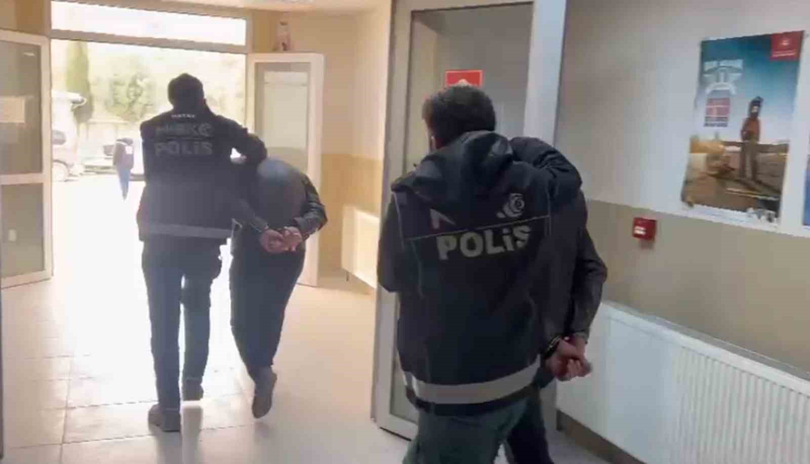 Antakya’da araçta captagon hap ele geçirildi: 2 tutuklama