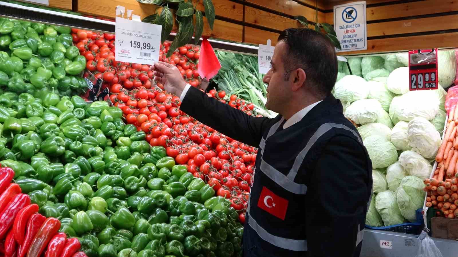 Van’da Ramazan öncesi market, kasap ve fırınlara sıkı denetim