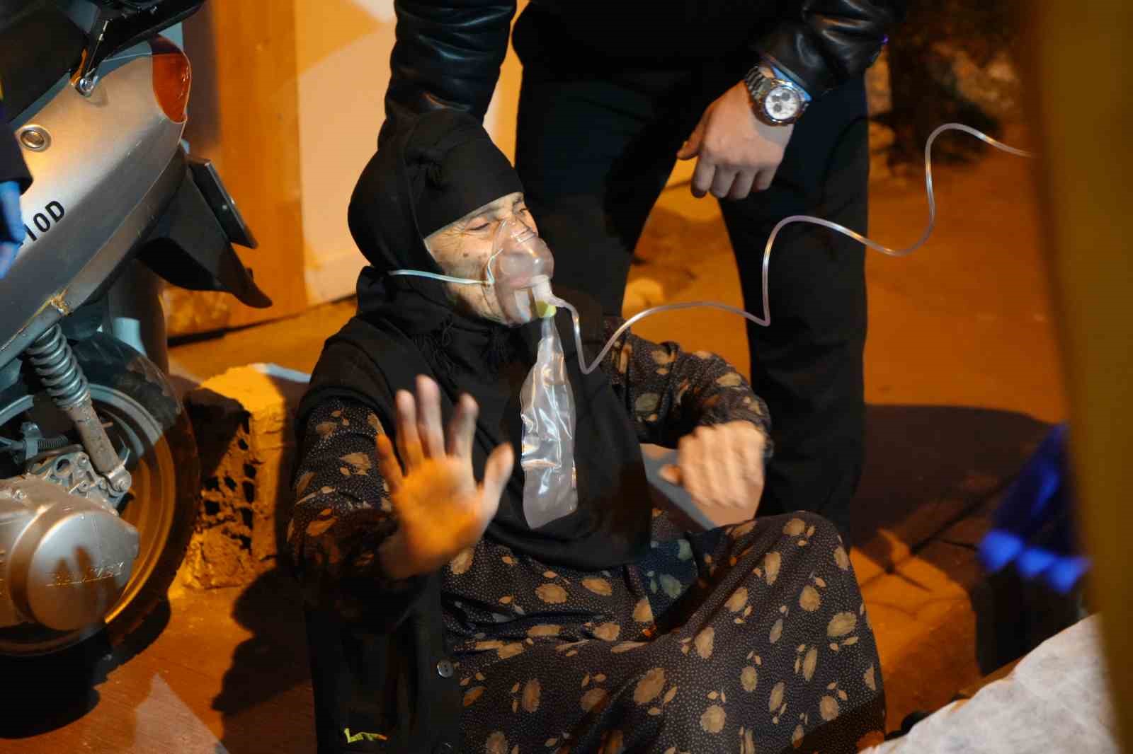 Samsun’da bina yangınında can pazarı: 8 kişi dumandan etkilendi