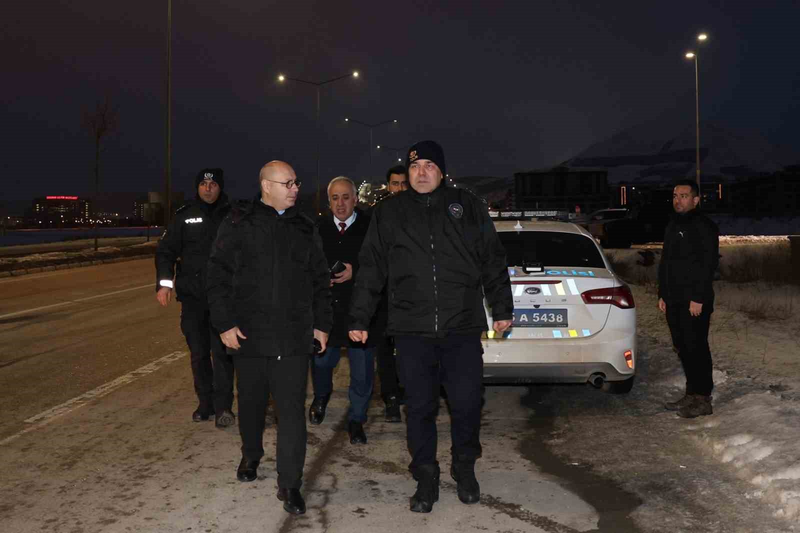 Erzurum polisinden şok uygulamalar