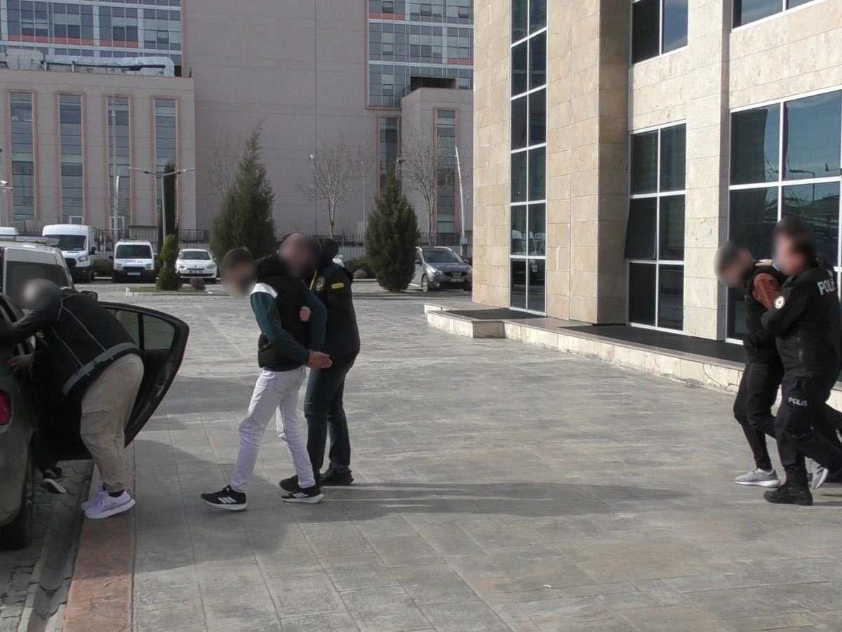 Uşak’ta uyuşturucu operasyonlarında 3 kişi tutuklandı