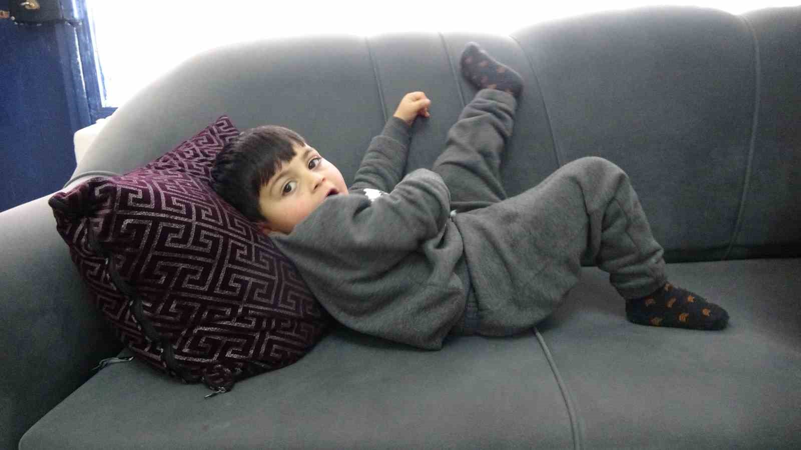 Asrın felaketinin simge bebeklerinden Korkmaz bebek şimdi 3 yaşında