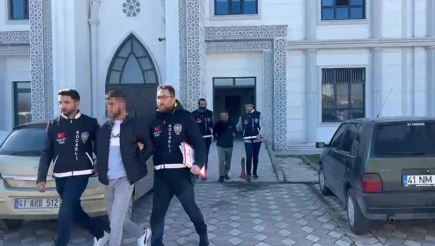 Okul bahçesinde oğlunun gözü önünde öldürülmüştü: 4 sanığa 41 yıl hapis