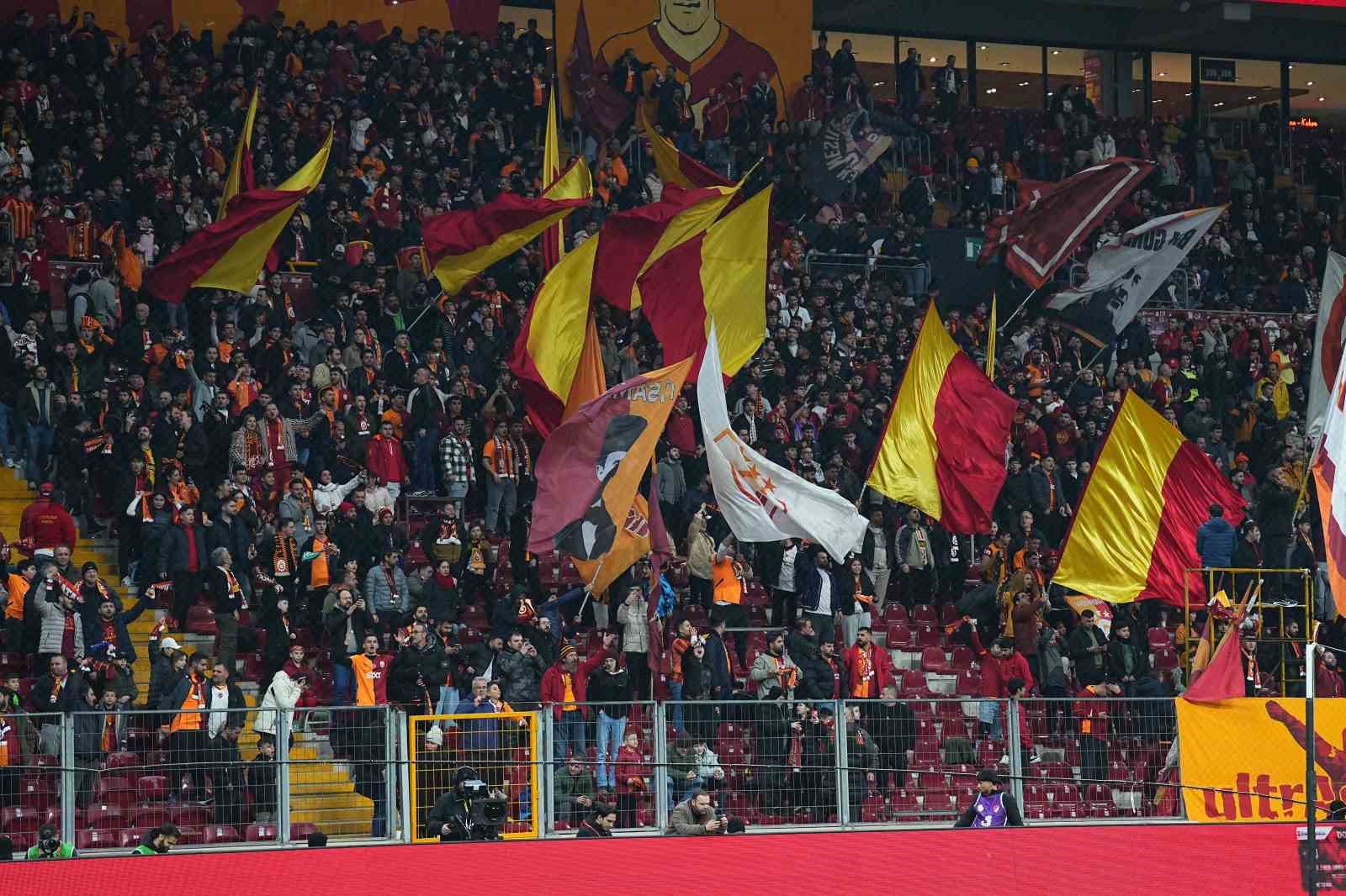 Ziraat Türkiye Kupası: Galatasaray: 1 - İstanbulspor: 0 (Maç devam ediyor)