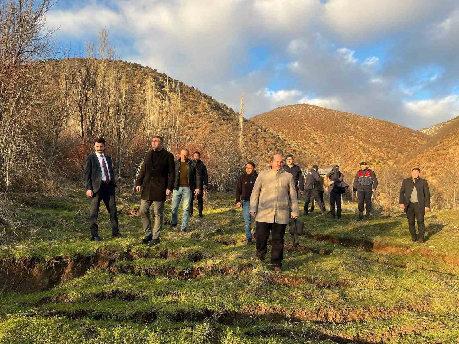 Sivas’ta heyelan paniği